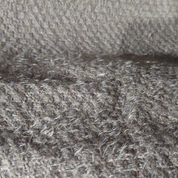 Cozy Gray Open-Front Sweater, L - Picture 10 of 10